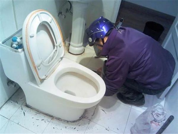 建邺区厨房疏通价格多少（疏通厨房多少钱）